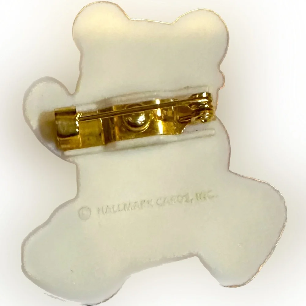 VTG 1990’s HALLMARK VALENTINE TEDDY BEAR MAILMAN BROOCH LOVE HEART JEWELRY 1.5”